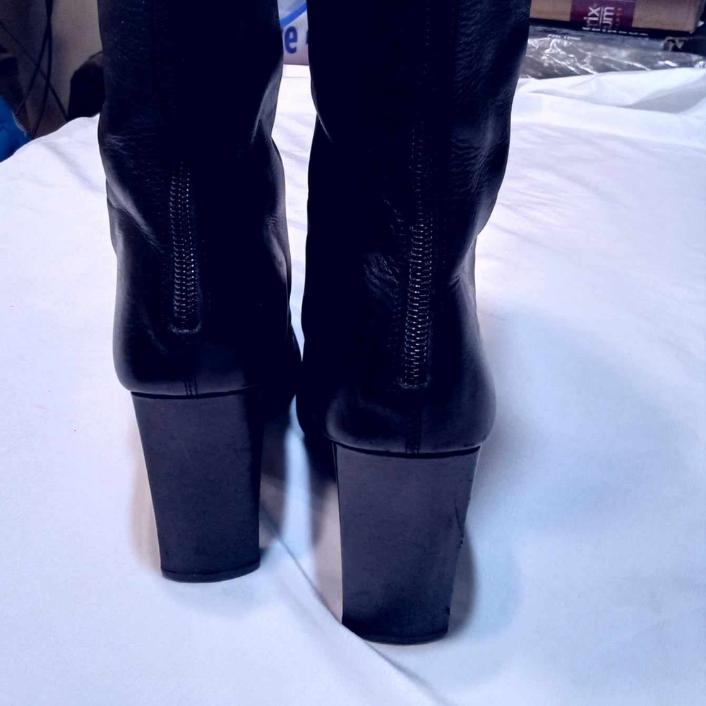 VINTAGE CHARLES DAVID REAL BLACK ITALIAN LEATHER TALL BOOTS 37 EXCELLENT COND๐ฅ - Picture 8 of 9